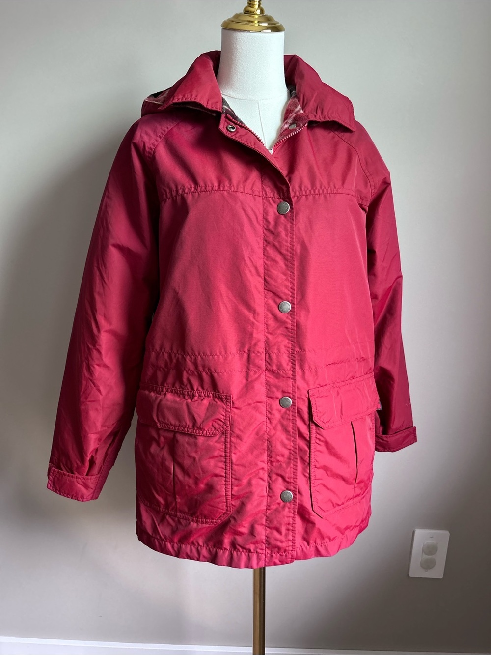 Vintage Woolrich Women’s Plaid Wool Lined Ruby red winter Jacket Sz small